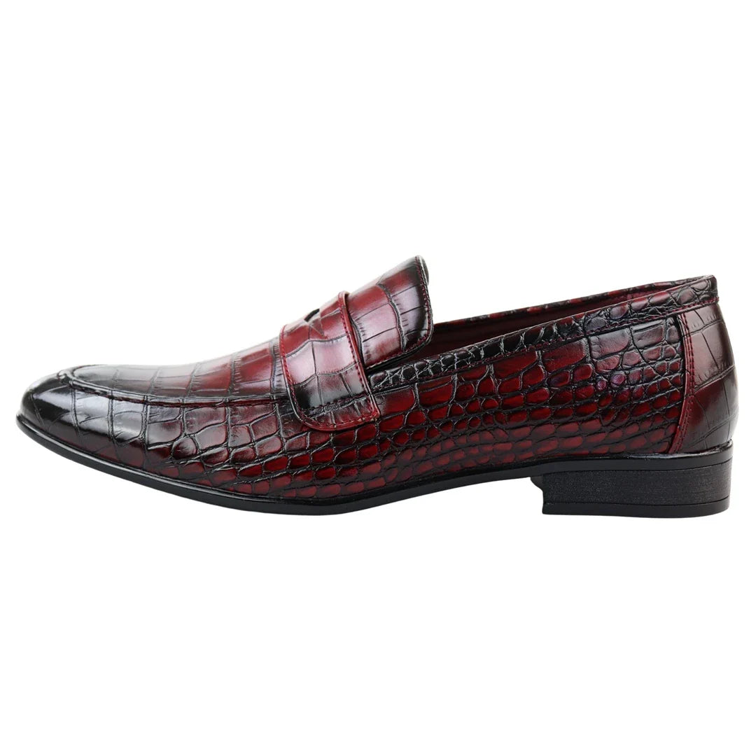 Miesten punaiset slip-on-loaferit muodollisille slip-on-tossuille