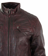 Aitoa nahkaa, retrotyylinen vetoketjullinen miesten biker-takki, pehmeä viininpunainen, vintage-look
