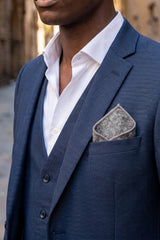 Miesten harmaa tweed-taskuliina