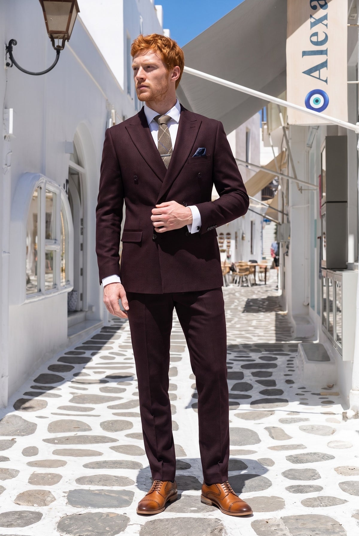 Look #732 styled with Regent - Miesten viininpunainen kaksiosainen puku, jossa kaksirivinen puku