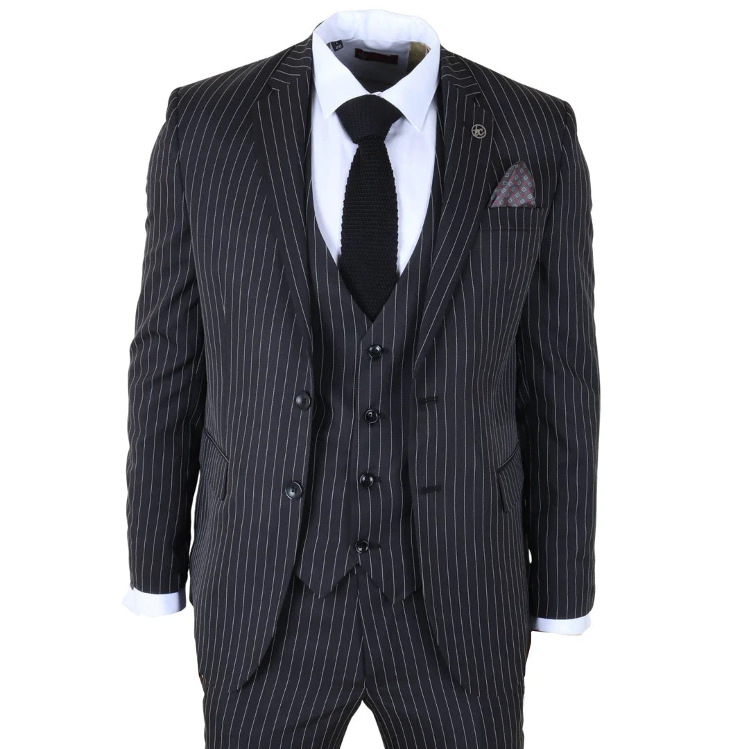 IM45 - Miesten musta kolmiosainen pinstripe-puku mafiatyyliin