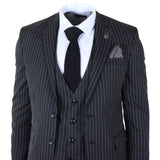 IM45 - Miesten musta kolmiosainen pinstripe-puku mafiatyyliin