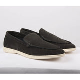 Miesten mokkanahkaiset mustat slip-on-loaferit, joissa on mukava istuvuus