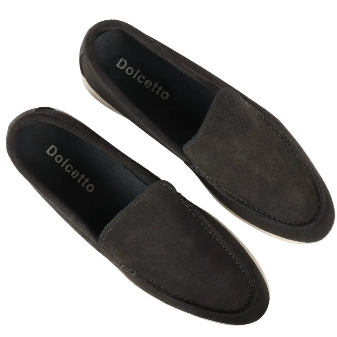 Miesten mokkanahkaiset mustat slip-on-loaferit, joissa on mukava istuvuus
