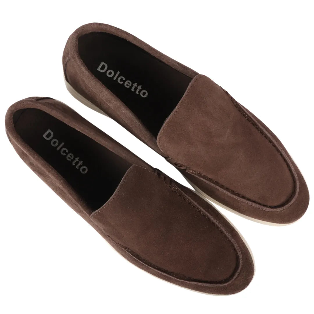 Miesten ruskeat mokkanahkaiset slip-on-loaferit, joissa on mukava istuvuus