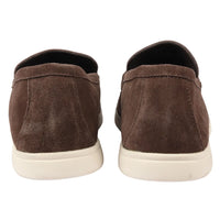 Miesten ruskeat mokkanahkaiset slip-on-loaferit, joissa on mukava istuvuus