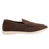 Miesten ruskeat mokkanahkaiset slip-on-loaferit, joissa on mukava istuvuus