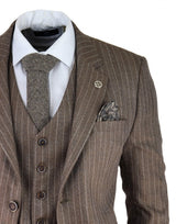 Miesten tammenruskea pinstripe-kalanruotokuvioinen tweed-puku, kolmiosainen