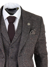 Miesten ruskea tweed-puku, kolmiosainen