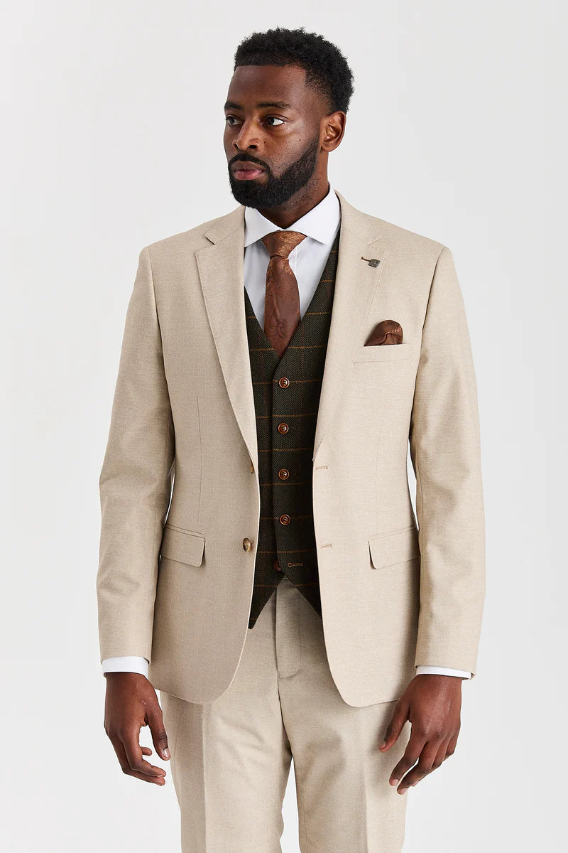 Belmont Beige -puku ja Harris Green Tweed -liivi