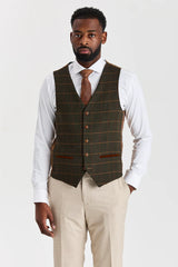 Belmont Beige -puku ja Harris Green Tweed -liivi
