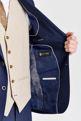 Belmont Navy -puku ja Belmont Beige -kontrastivärinen liivi