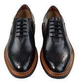 Miesten brogue-kengät, ruskeat ja mustat nauhalliset nahkakengät, Goodyear-reunustetut reunukset