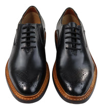 Miesten brogue-kengät, ruskeat ja mustat nauhalliset nahkakengät, Goodyear-reunustetut reunukset