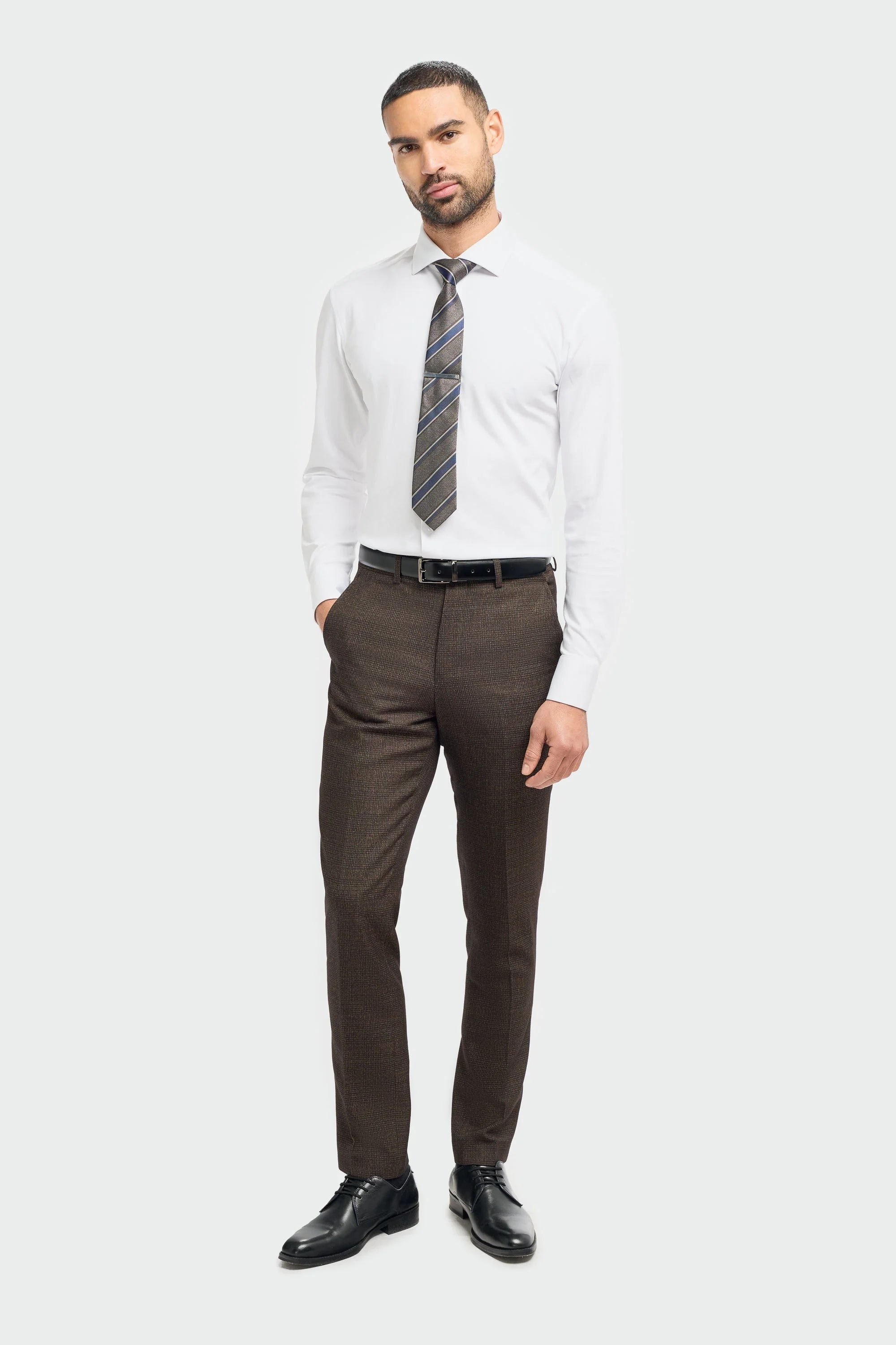 Caridi - Miesten ruskeat tweed-housut