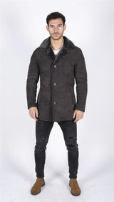 Miesten aito lampaannahkainen takki, ruskea, vintage-klassinen 3/4-takki, nappikaulus, v-aukkoinen