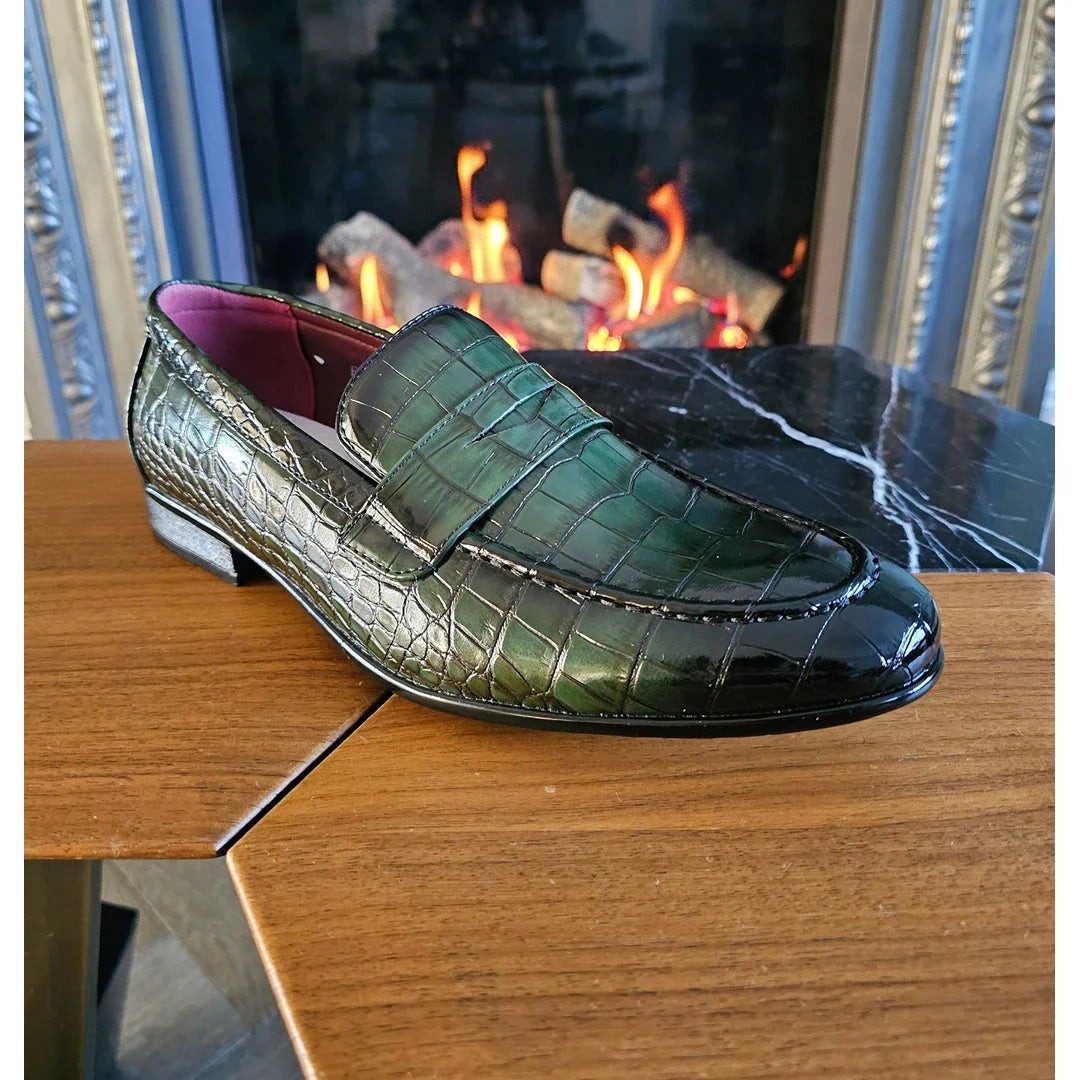 Miesten vihreät slip-on-loaferit muodollisille slip-on-tossuille