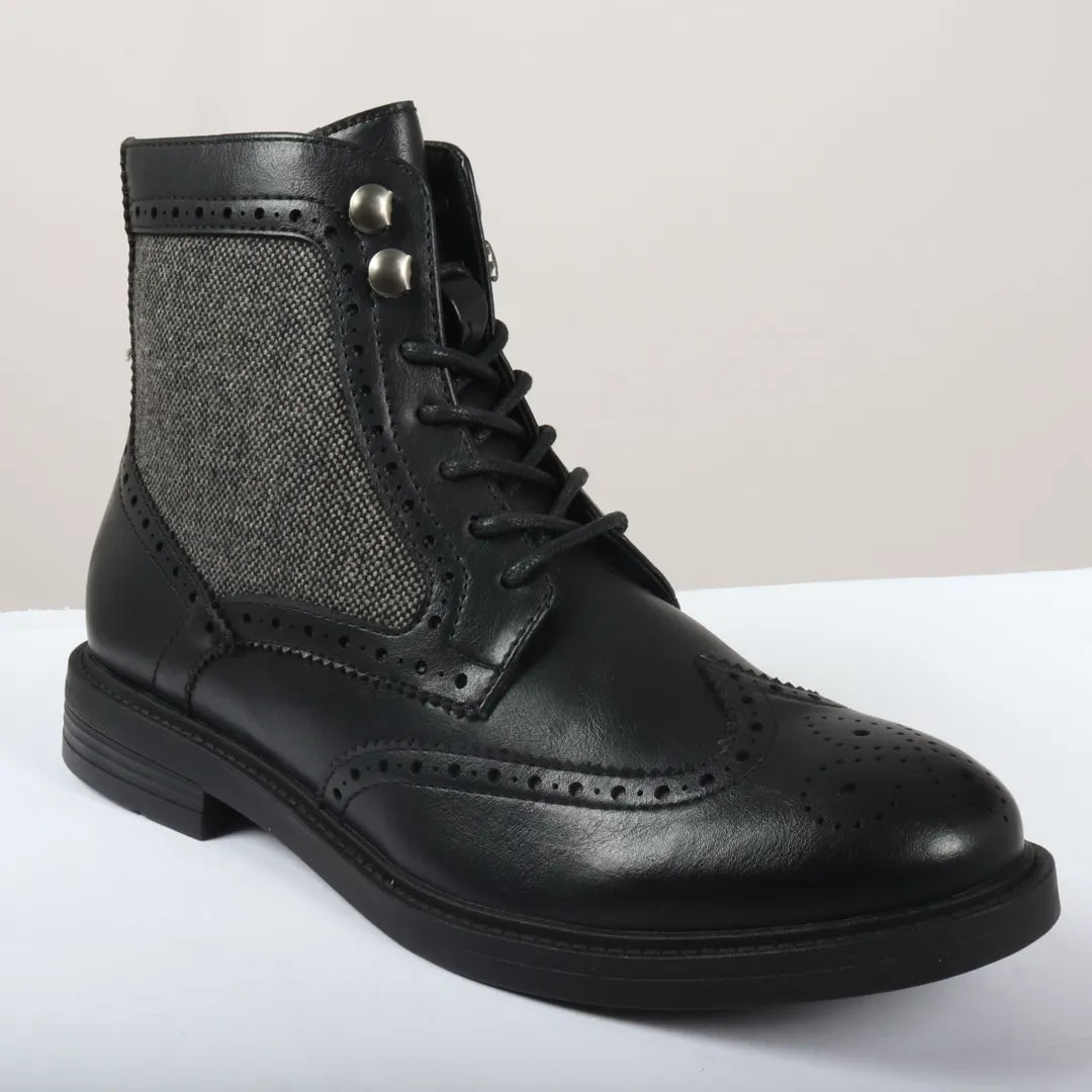 Miesten mustat nauhalliset brogue-nilkkurit