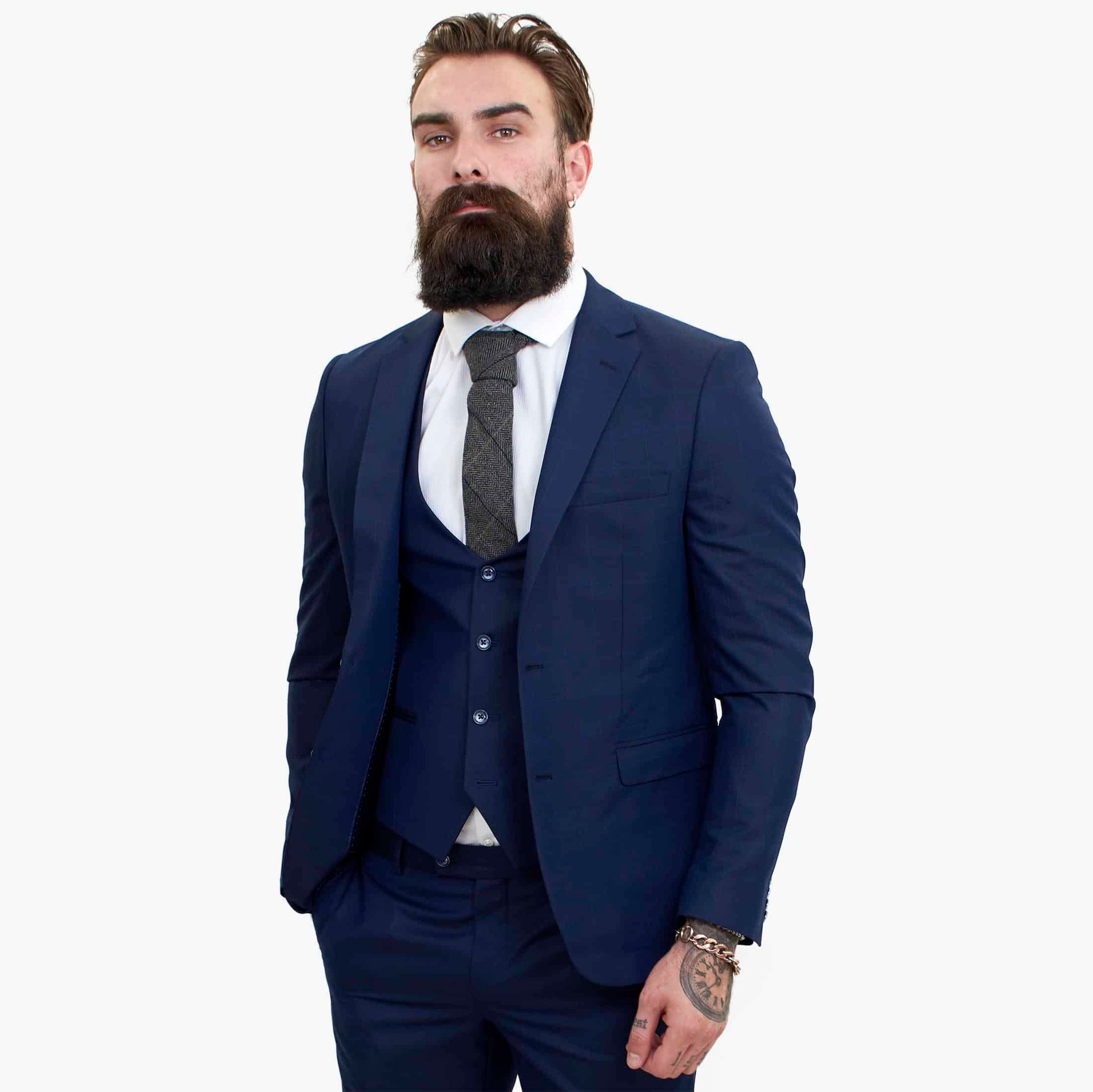 Happy Gentleman BELLO tummansininen kolmiosainen villapuku mittatilaustyönä