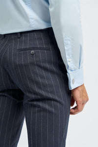 Invincible - Miesten tummansiniset pinstripe-housut