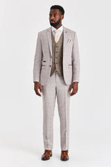Leo Beige -puku ja Harris Brown -tweed-kontrastivärinen liivi