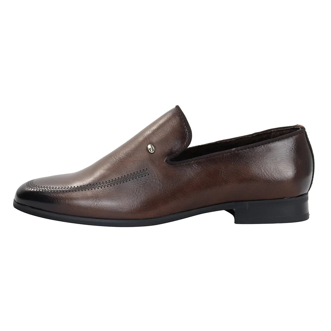 Miesten slip-on-ruskeat loafer-kengät