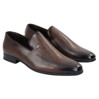 Miesten slip-on-ruskeat loafer-kengät