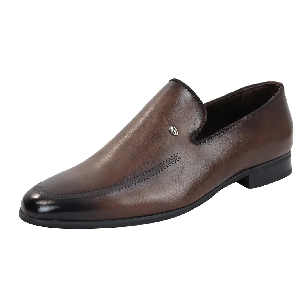 Miesten slip-on-ruskeat loafer-kengät