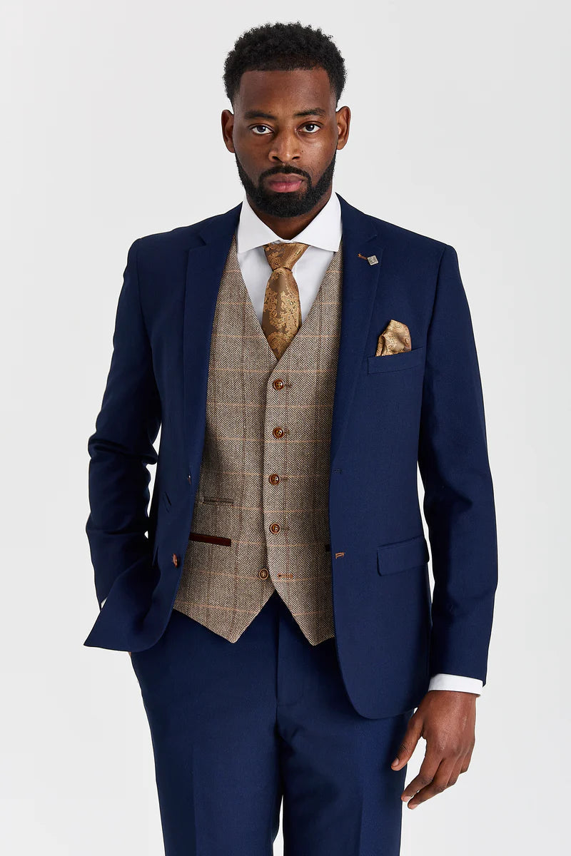 Mayfair Navy -teksturoitu puku ja Harris Brown -tweed-kuvioinen kontrastiliivi