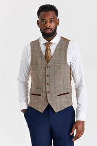 Mayfair Navy -teksturoitu puku ja Harris Brown -tweed-kuvioinen kontrastiliivi