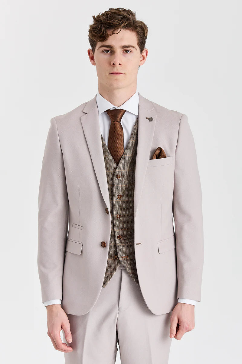 Mayfair Stone -kuvioitu puku ja Harrisinruskea tweed-liivi