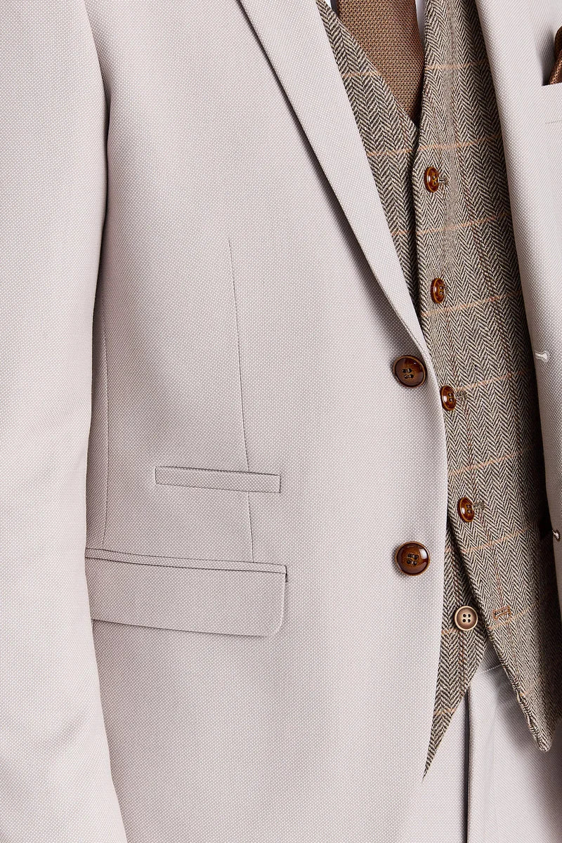 Mayfair Stone -kuvioitu puku ja Harrisinruskea tweed-liivi