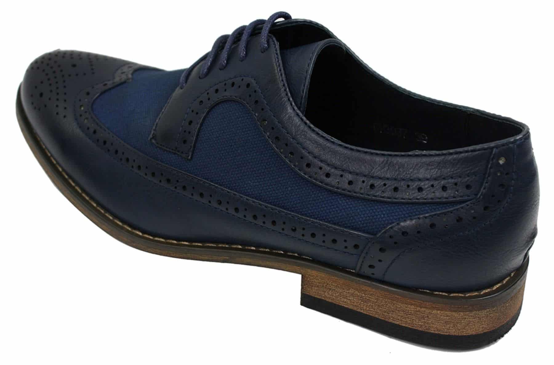 Miesten brogue-kengät nahkaa italialaiselta suunnittelijalta tyylikkäät rento kengät ruskeat mustat laivastonsiniset retrokengät