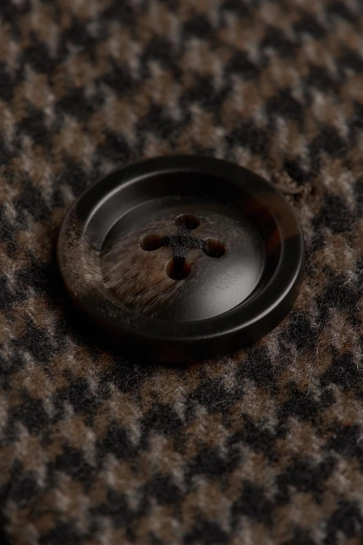 Miesten ruskea villasekoitteinen Houndstooth-tweed-päällystakki