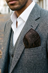 Miesten tummanruskea tweed-villasekoitteinen taskuliina