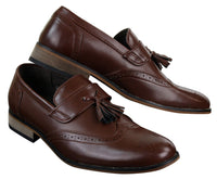Miesten nahkaiset tupsukorkoiset brogue-kengät, loaferit, klassiset, vintage, retro