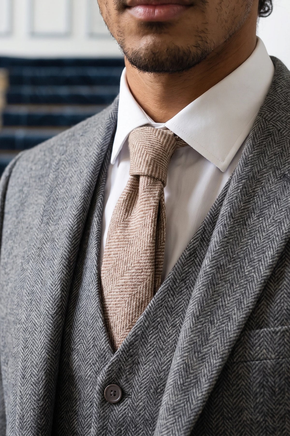 Miesten vaaleanruskea kalanruotokuvioinen villasekoitteinen tweed-solmio
