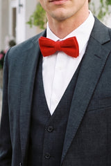 Miesten punainen tweed-rusetti