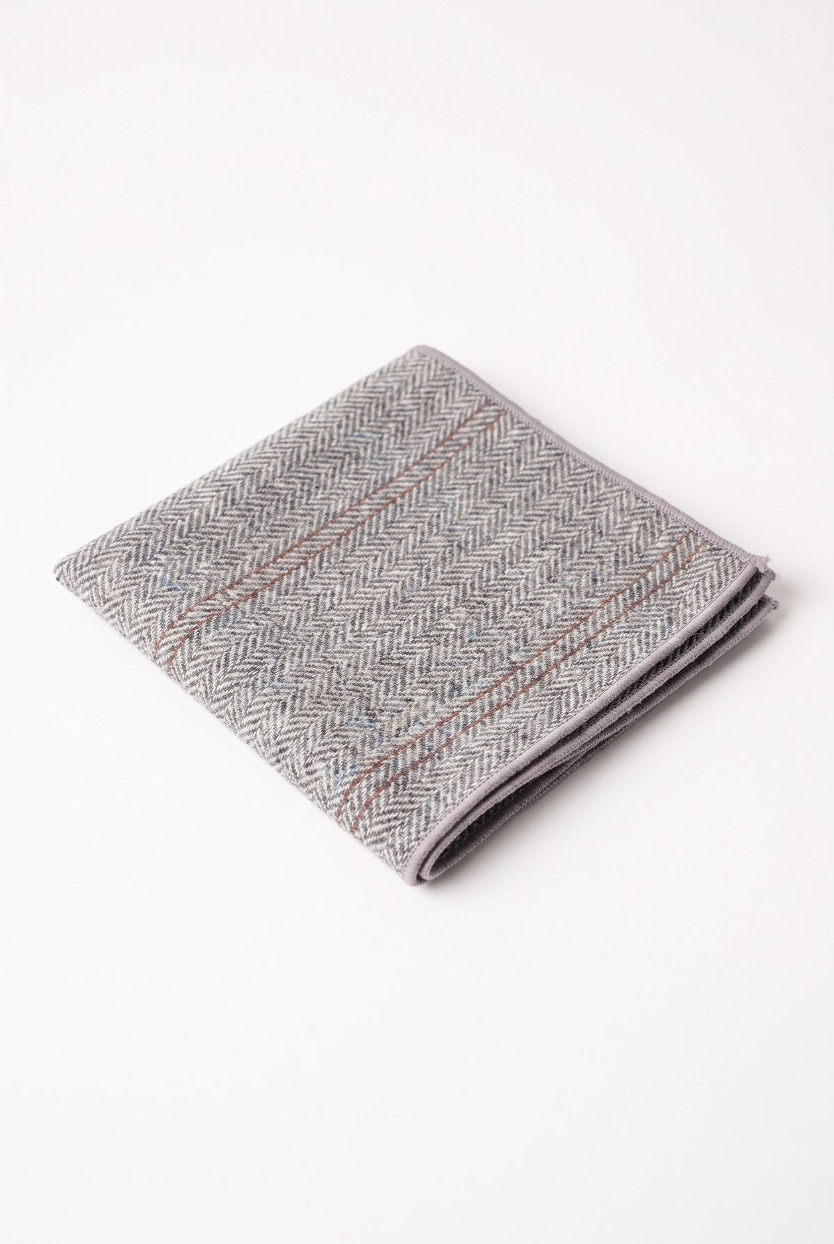 Miesten hopeinen tweed-taskuliina