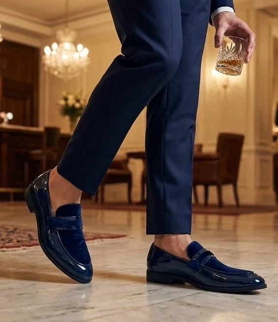 Miesten slip-on-vegaaniset nahkaiset samettiset lakkakengät, joissa yksityiskohtia