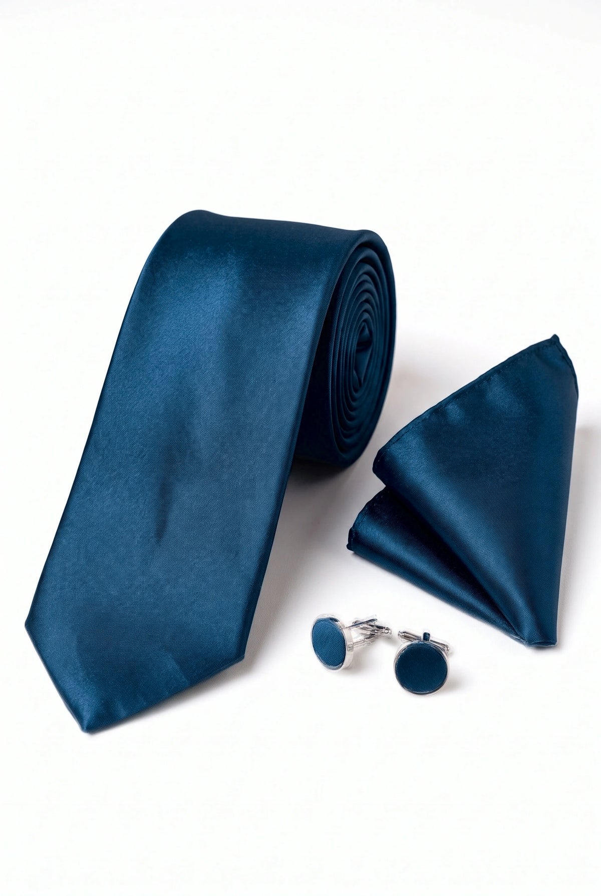 Miesten sinivihreä solmiosetti taskuliinalla ja kalvosinnapeilla