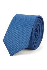 Miesten solmio taskulla ja neliöllä - muodollinen yksivärinen solmio - sininen