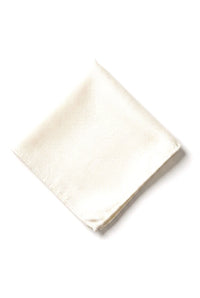 Miesten solmio taskusolmiolla, muodollinen yksivärinen solmio - norsunluunvärinen