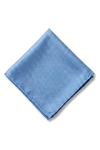 Miesten solmio taskulla ja neliöllä - muodollinen yksivärinen solmio - taivaansininen