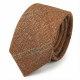 Miesten villasekoitteinen kalanruotokuvioinen ruudullinen tweed-solmio - Tammi