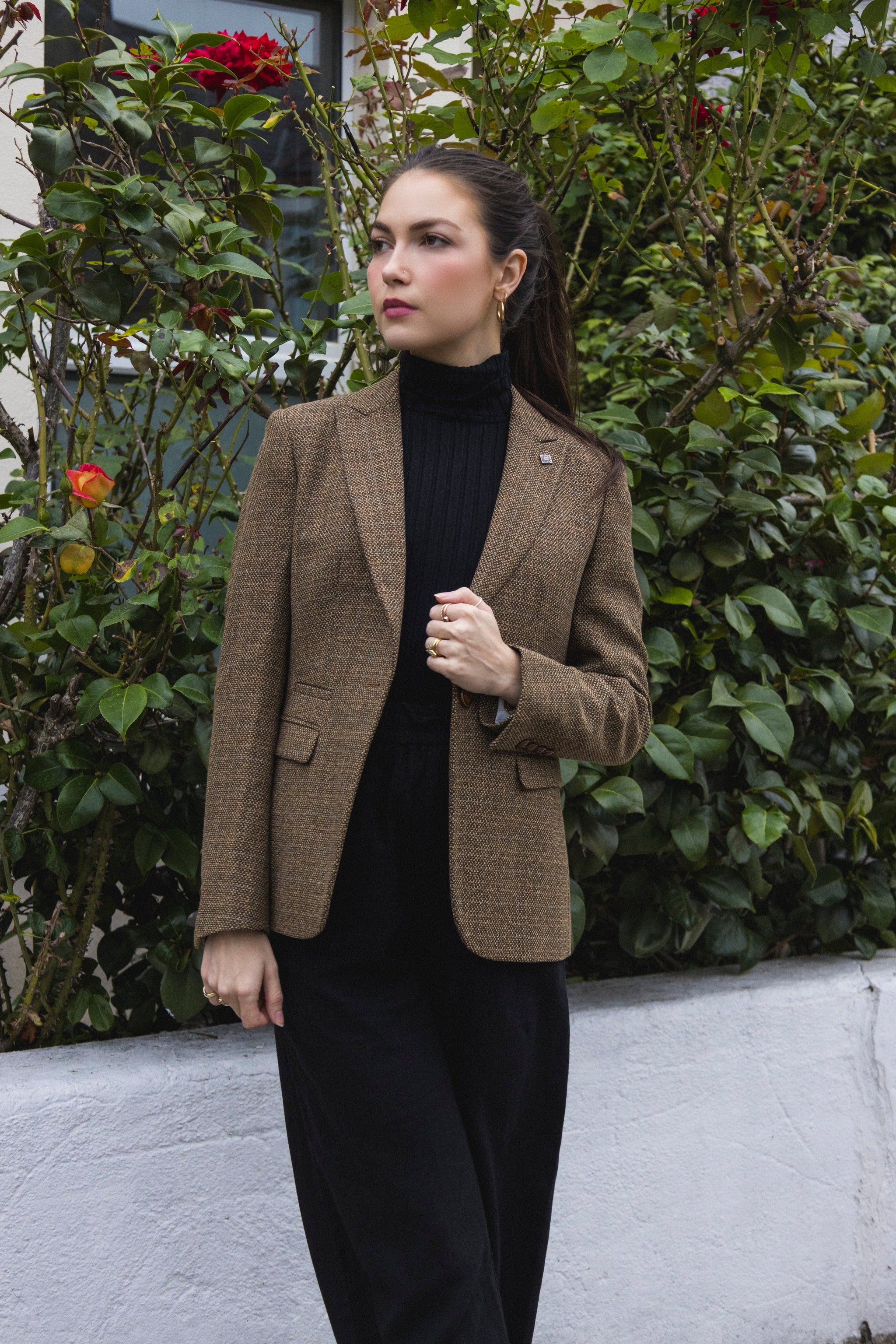 Ralph - Naisten ruskea tweed-bleiseri mittatilaustyönä