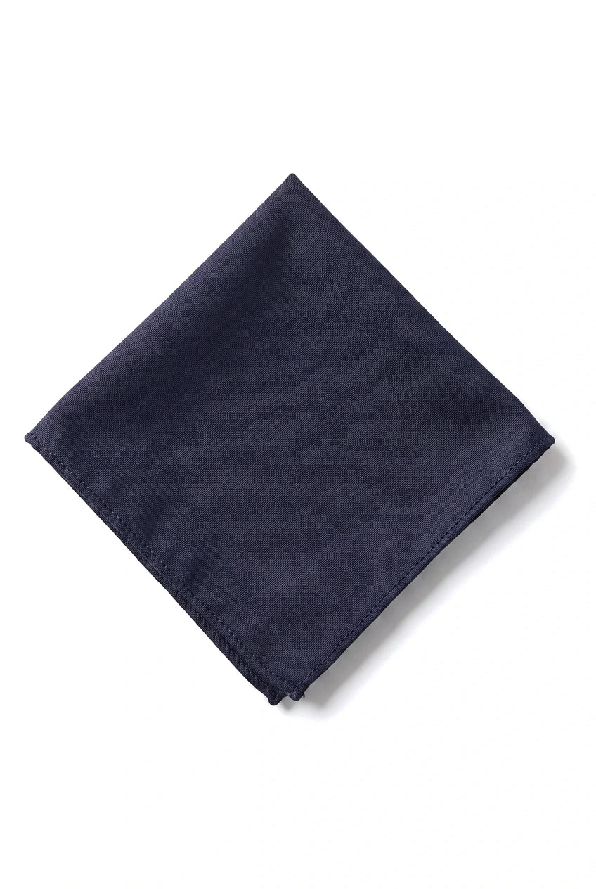 Solmio- ja nenäliinasetti